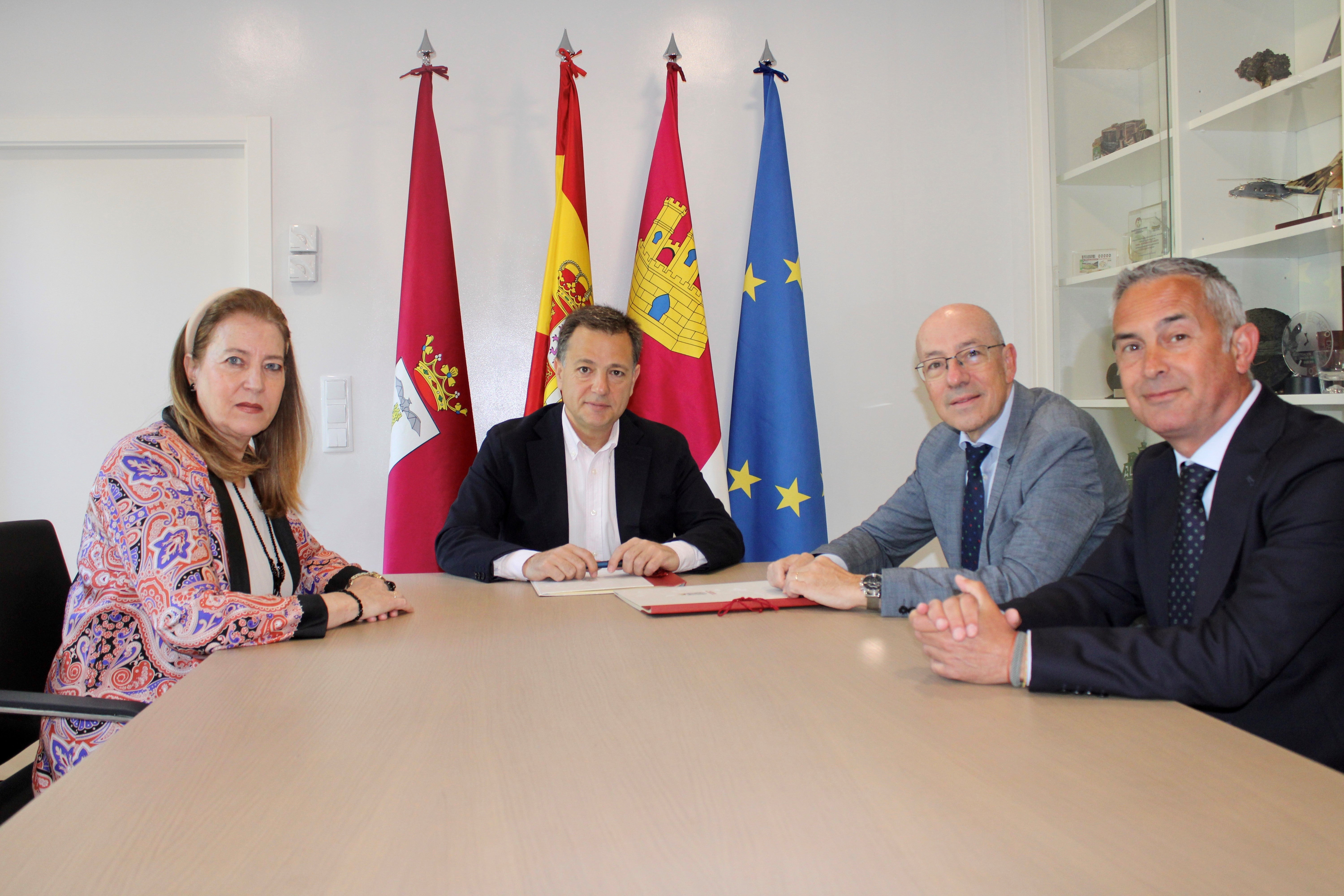 El Ayuntamiento renueva su convenio con ‘El Corte Inglés’ El Ayuntamiento renueva su convenio con ‘El Corte Inglés’