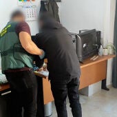 La Guardia Civil detiene a seis personas acusados de 36 robos con fuerza en establecimientos de Villajoyosa 