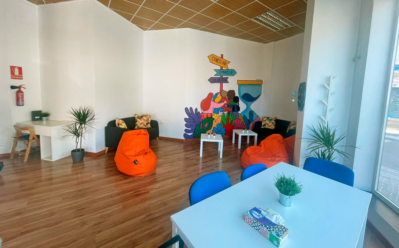 Asociación Arrabal pone en marcha una bolsa de cuidados desde su Centro Corresponsable Asociación Arrabal pone en marcha una bolsa de cuidados desde su Centro Corresponsable