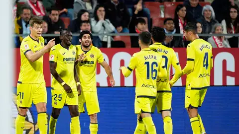 Los jugadores del Villarreal celebran el gol ante el Girona. Los jugadores del Villarreal celebran el gol ante el Girona.