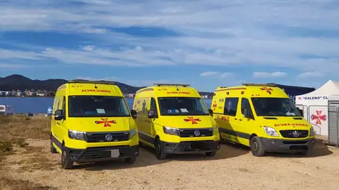 Ambulancias del centro médico Galeno Clinic Group en la isla de Ibiza Ambulancias del centro médico Galeno Clinic Group en la isla de Ibiza