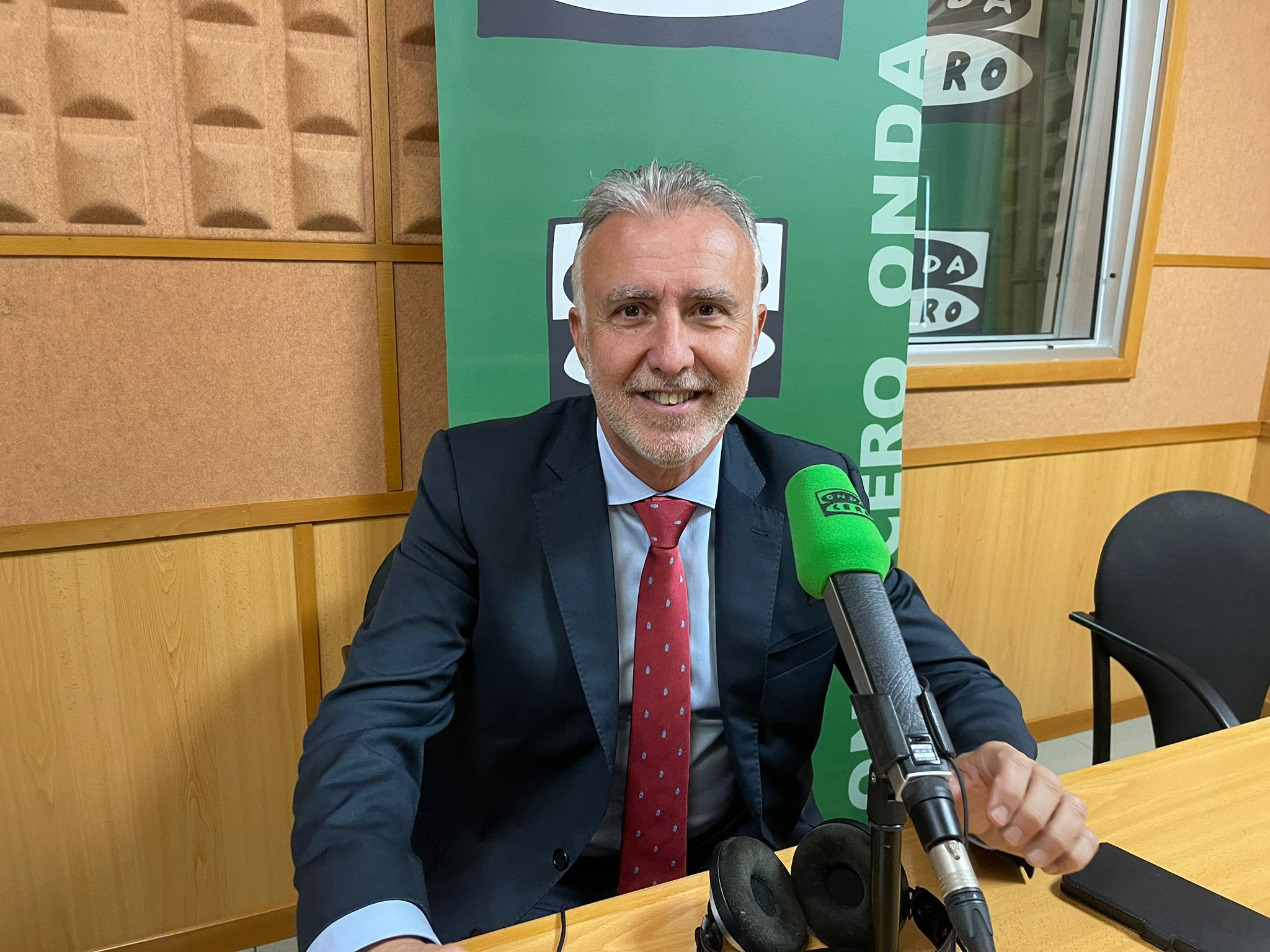 Ángel Víctor Torres sobre ERC: "El que provoque una repetición electoral será sancionado en las urnas" Ángel Víctor Torres sobre ERC: "El que provoque una repetición electoral será sancionado en las urnas"
