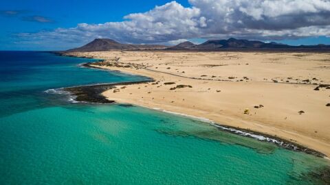 Imagen de las grandes playas de CorralejO