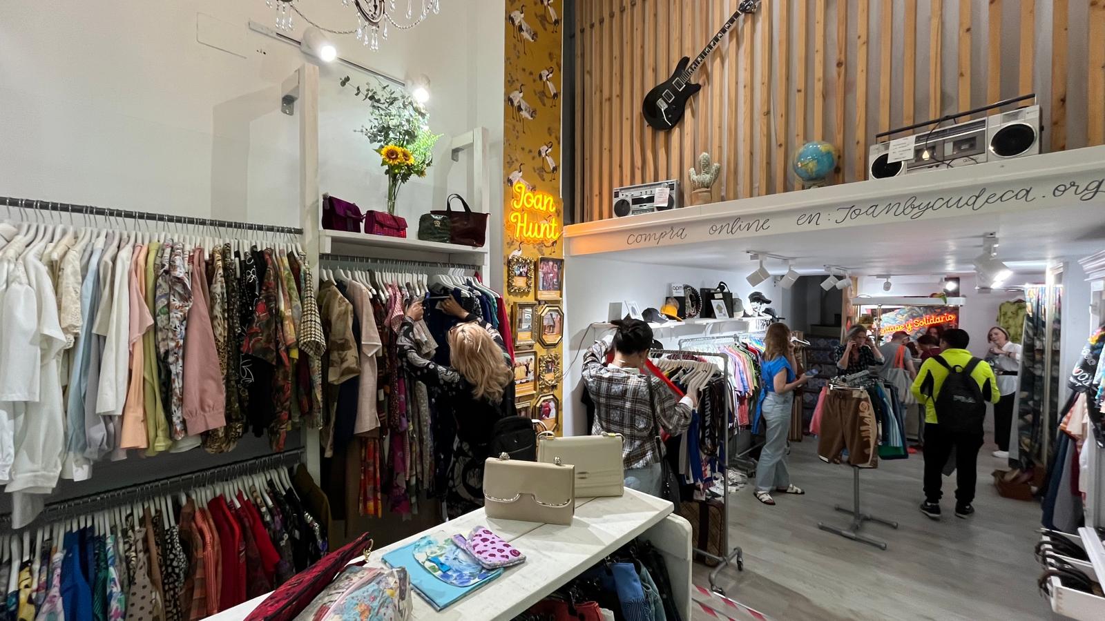 Fundación Cudeca estrena Upcycling, una colección con ropa 100% reciclada Fundación Cudeca estrena Upcycling, una colección con ropa 100% reciclada