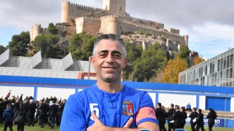 Paco Septi&eacute;n, capit&aacute;n del Almansa que se retira tras 25 a&ntilde;os en el club.