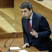 El president de la Generalitat, Carlos Mazón, en Les Corts Valencianes. El president de la Generalitat, Carlos Mazón, en Les Corts Valencianes.
