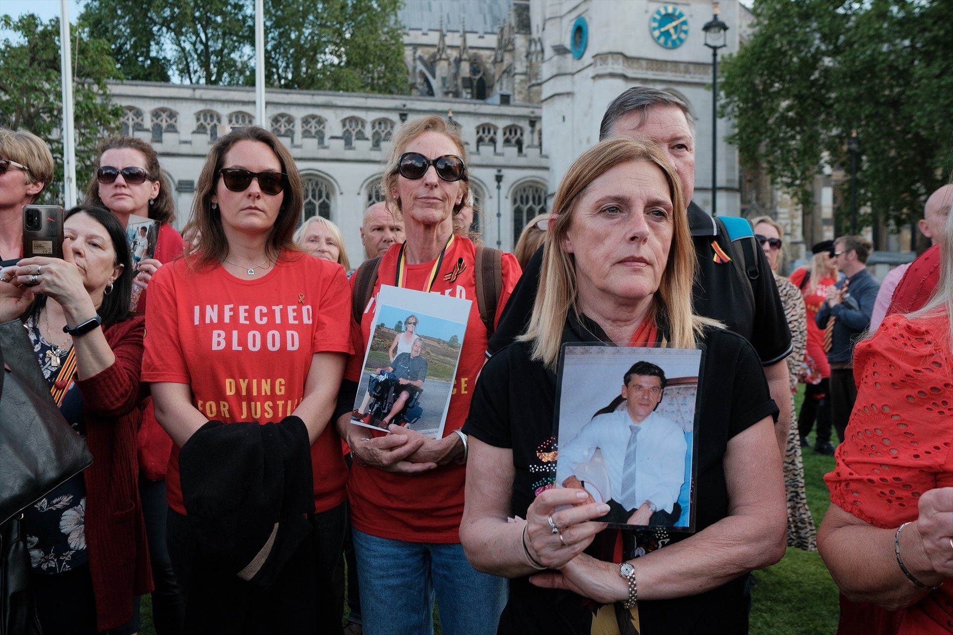Las autoridades británicas encubrieron hasta 30.000 casos de sangre contaminada con VIH y hepatitis Las autoridades británicas encubrieron hasta 30.000 casos de sangre contaminada con VIH y hepatitis