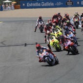 Marc Márquez liderando la carrera de MotoGP durante el GP de España 2024 en Jerez