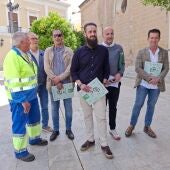 Miembros de CSIF hoy en las puertas del ayuntamiento