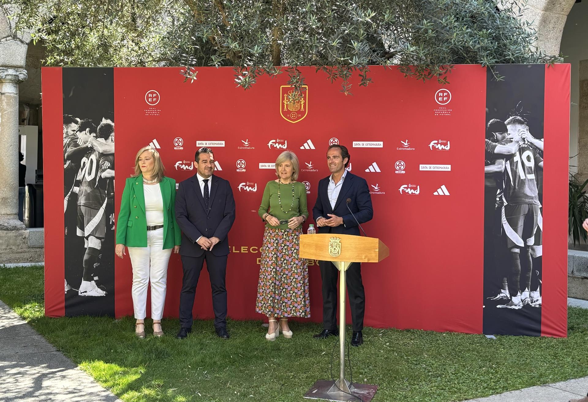Las entradas para el amistoso España-Andorra en Badajoz preparatorio para la Eurocopa salen a la venta este miércoles Las entradas para el amistoso España-Andorra en Badajoz preparatorio para la Eurocopa salen a la venta este miércoles