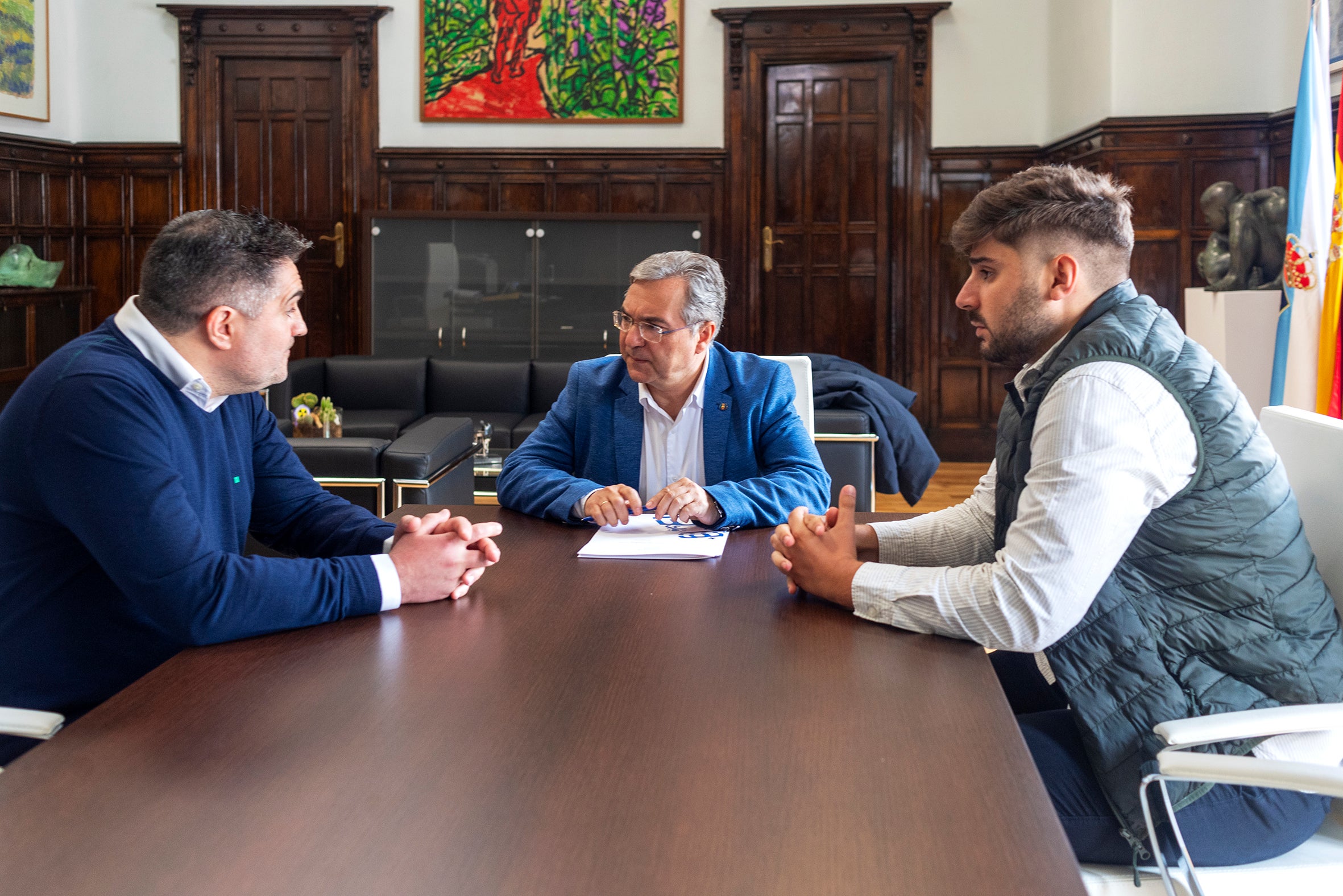 Luis Menor recibe no Pazo Provincial á directiva do Ourense CF Luis Menor recibe no Pazo Provincial á directiva do Ourense CF