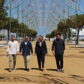 Los responsables municipales de Chiclana en el recinto ferial