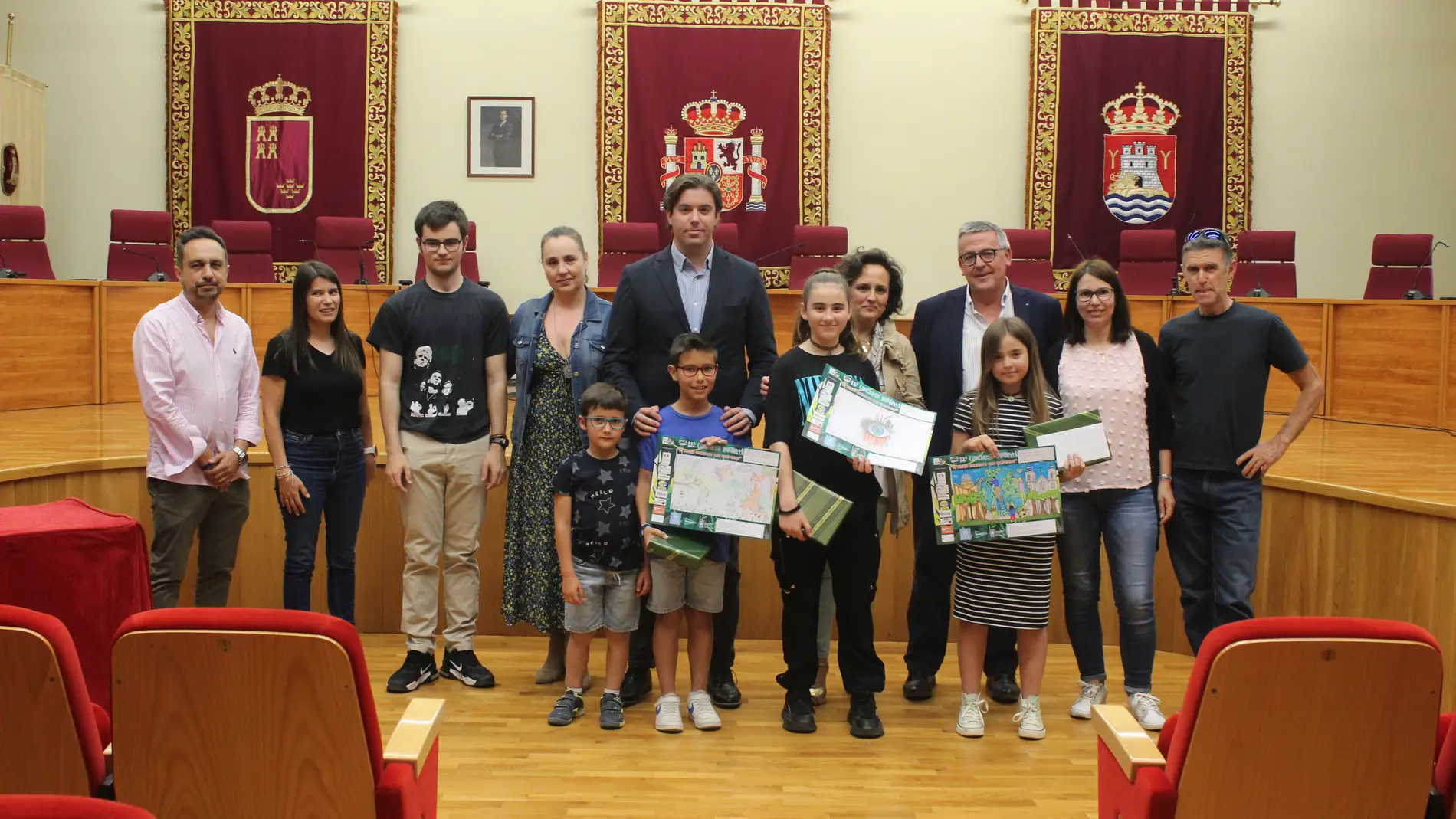 Onda Cero Yecla entrega los premios de la XXII edición del concurso "El Medio Ambiente que queremos"