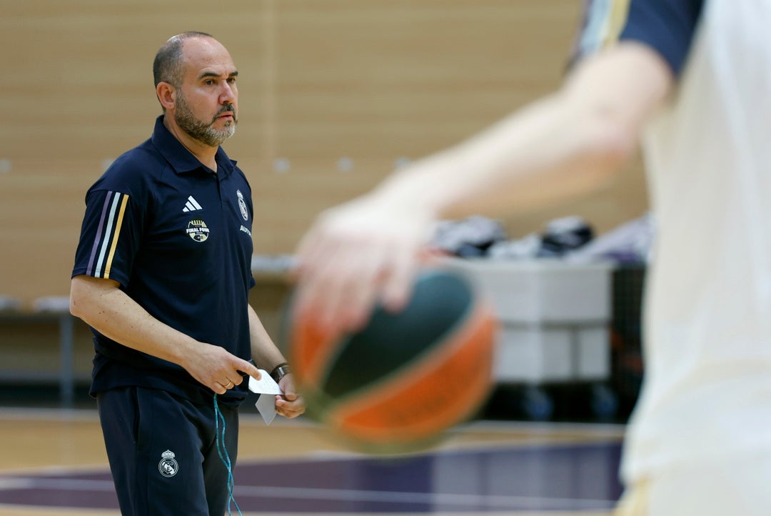 Chus Mateo: "La presión es la que nos pongamos nosotros" Chus Mateo: "La presión es la que nos pongamos nosotros"