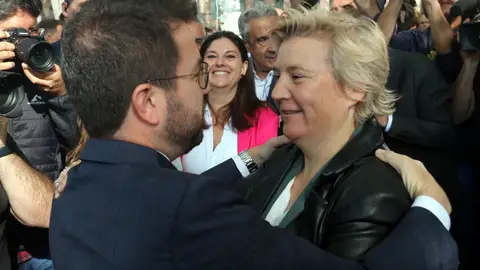 Marta Molina i Pere Aragonès, a les portes de la Ciutat de la Justícia Marta Molina i Pere Aragonès, a les portes de la Ciutat de la Justícia