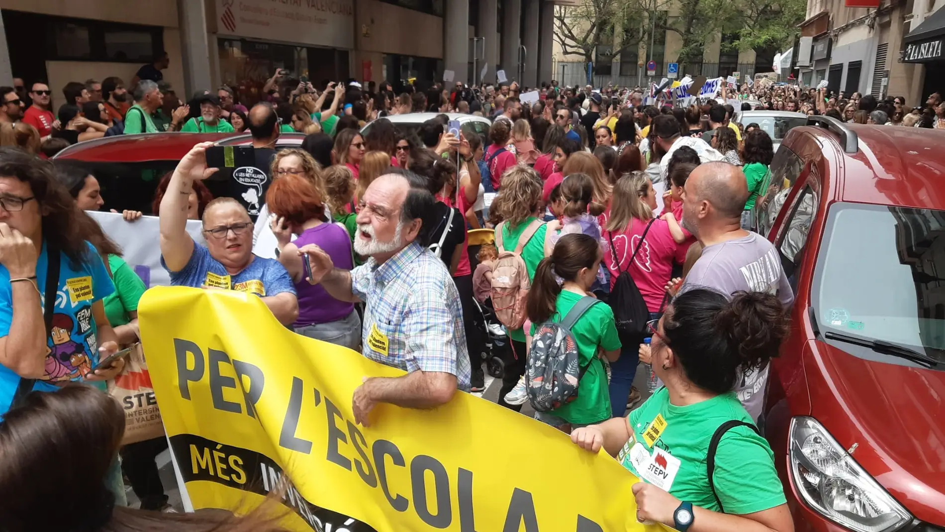 Protestas a favor de la educación pública en la provincia de Alicante 