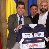 Carlos Mazón con Guillem Carrión 