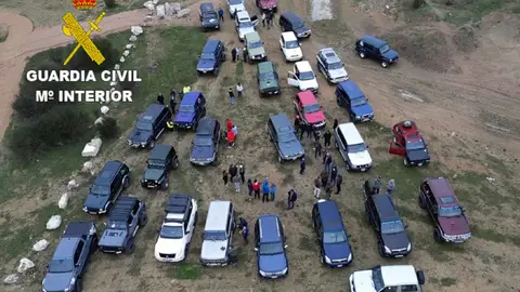 Algunos de los vehículos participantes en las rutas ilegales por la Serranía Algunos de los vehículos participantes en las rutas ilegales por la Serranía