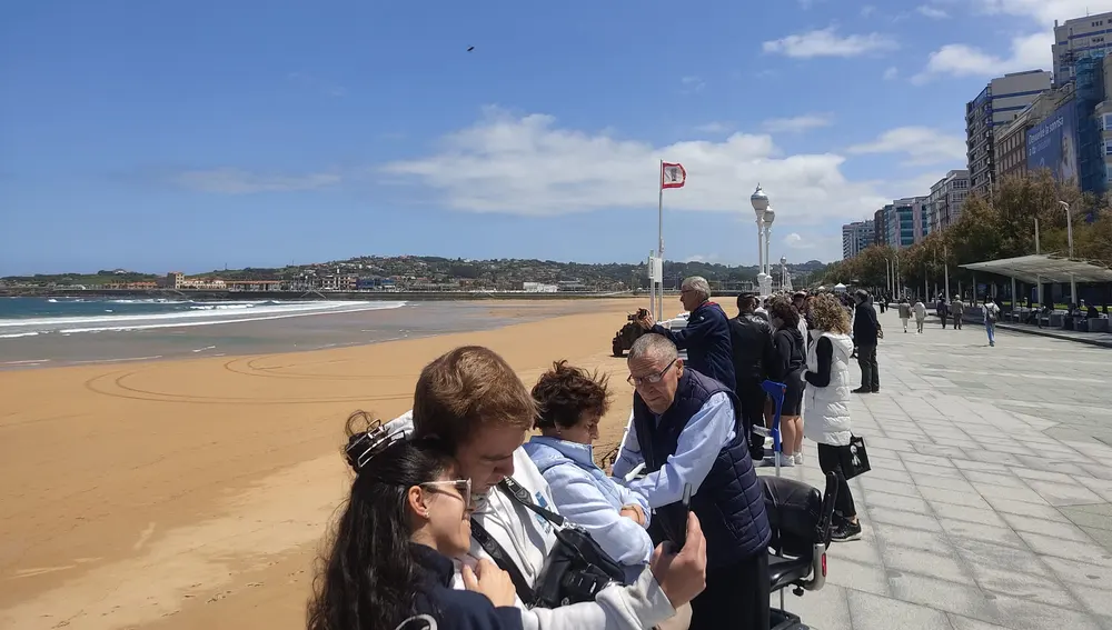 Asistentes a los actos del DIFAS en Gijón