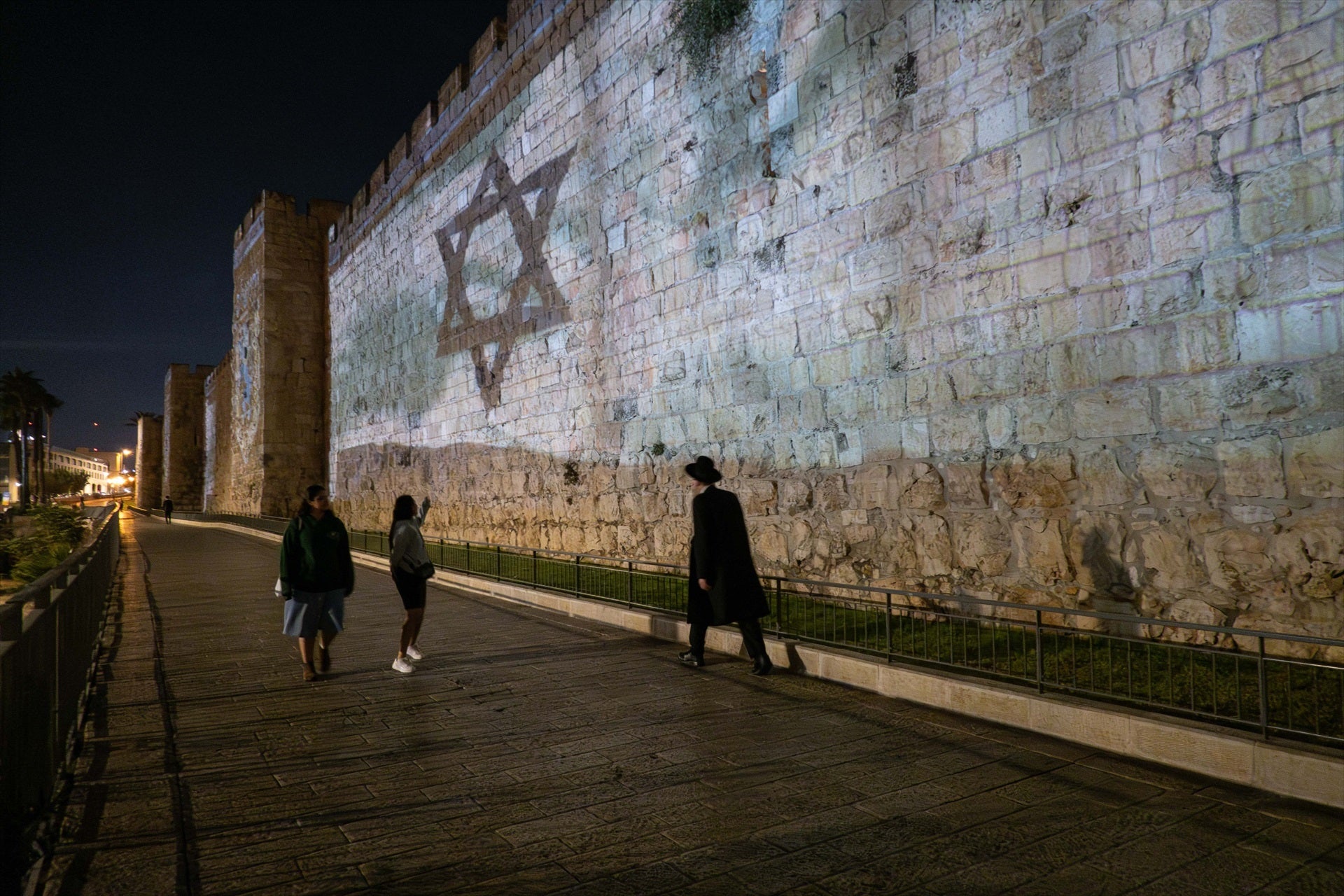 Israel prohibirá al consulado de España en Jerusalén prestar servicio a los palestinos Israel prohibirá al consulado de España en Jerusalén prestar servicio a los palestinos