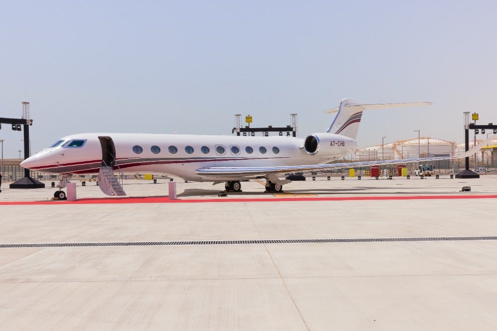 Los conflictos en Ucrania y Oriente Medio obligan a las compañías aéreas a realizar viajes más largos, incrementando el precio de los billetes Los conflictos en Ucrania y Oriente Medio obligan a las compañías aéreas a realizar viajes más largos, incrementando el precio de los billetes
