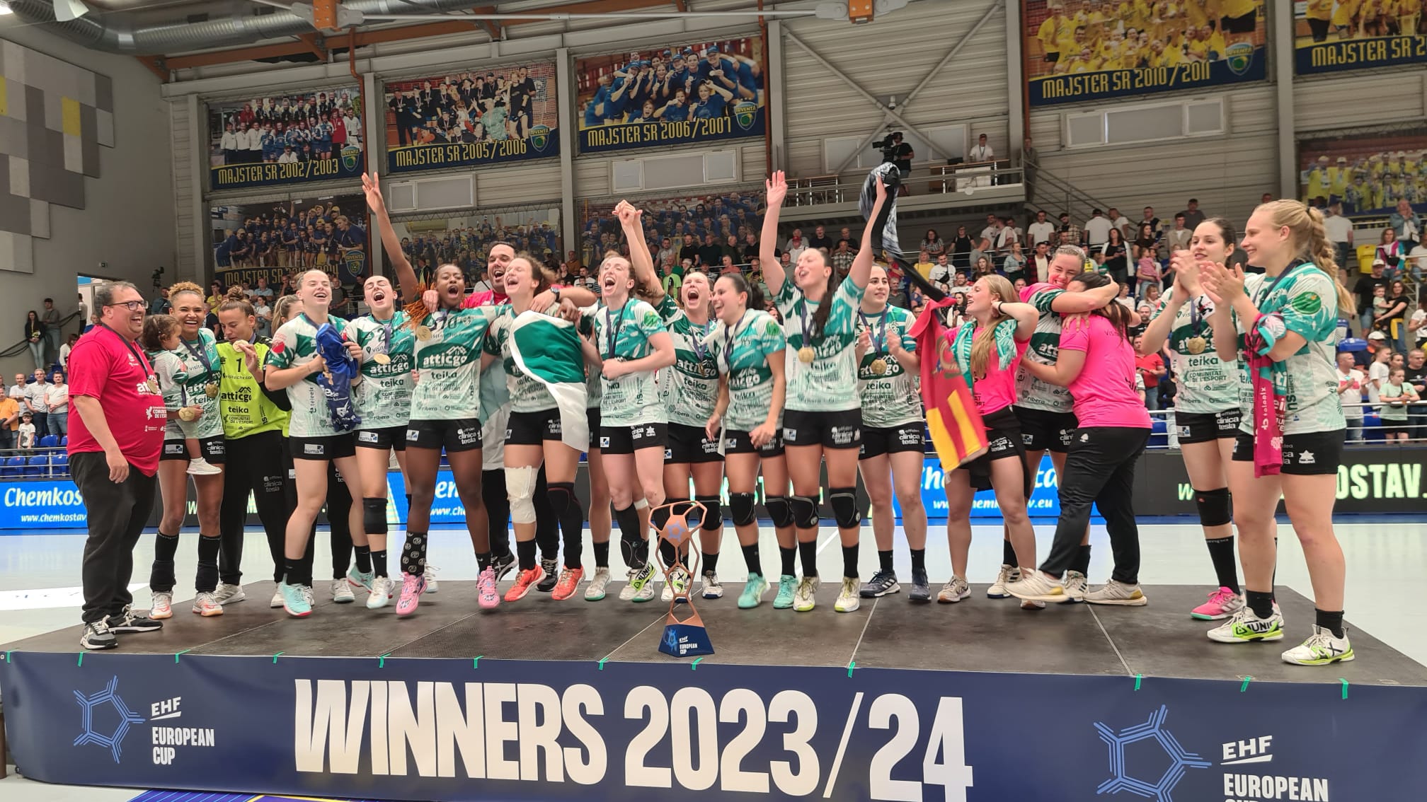 ¡El Atticgo Club Balonmano Elche conquista Europa! ¡El Atticgo Club Balonmano Elche conquista Europa!