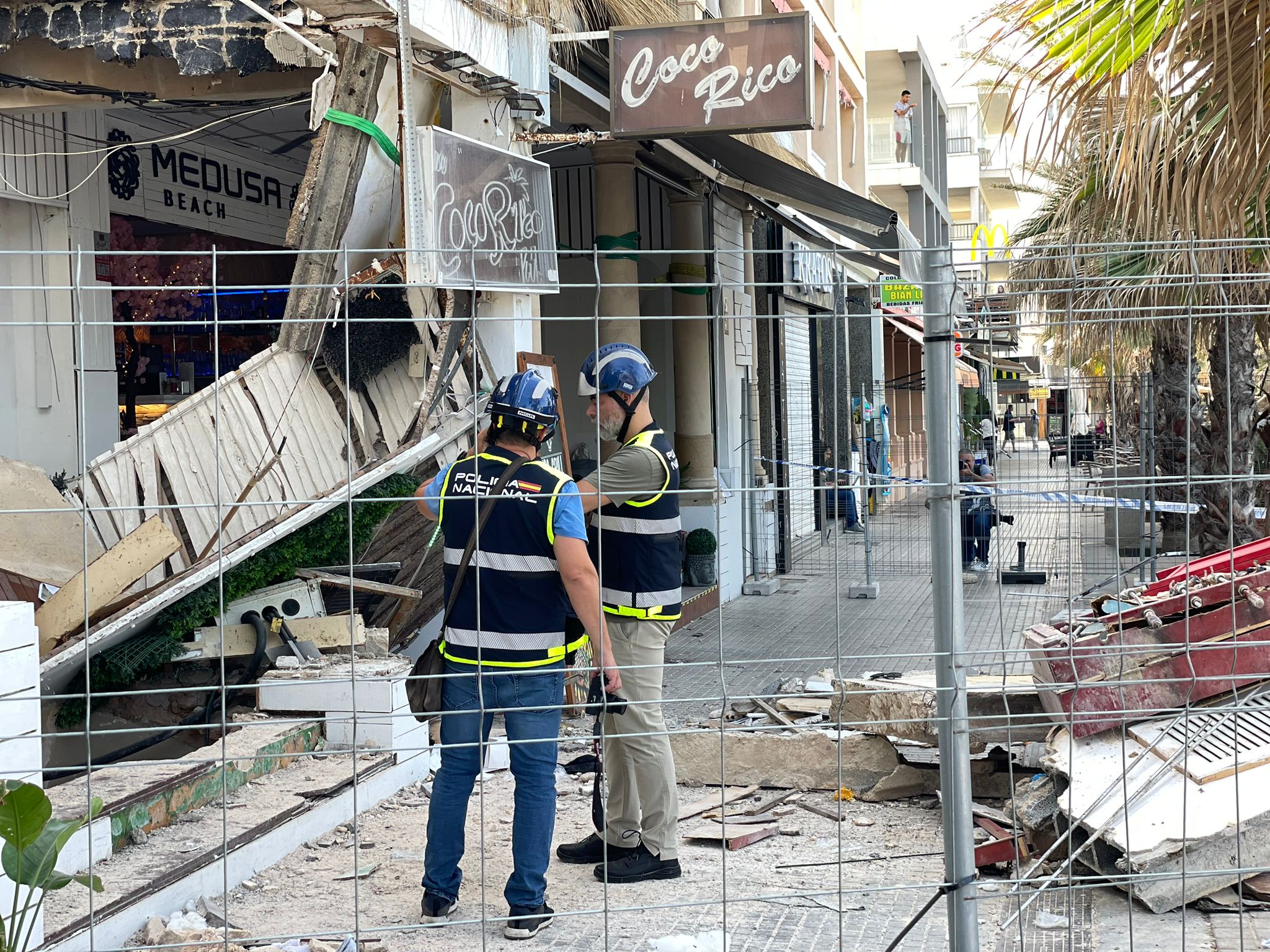 El Jefe de la Policía Nacional de Baleares describe como "tremendo" el derrumbe en Playa de Palma El Jefe de la Policía Nacional de Baleares describe como "tremendo" el derrumbe en Playa de Palma