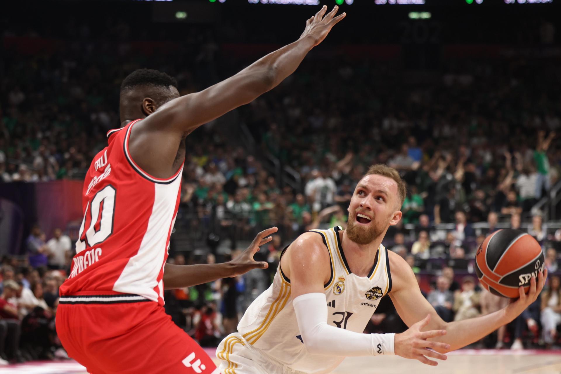 Una gran primera parte mete al Madrid en la final de la Euroliga Una gran primera parte mete al Madrid en la final de la Euroliga
