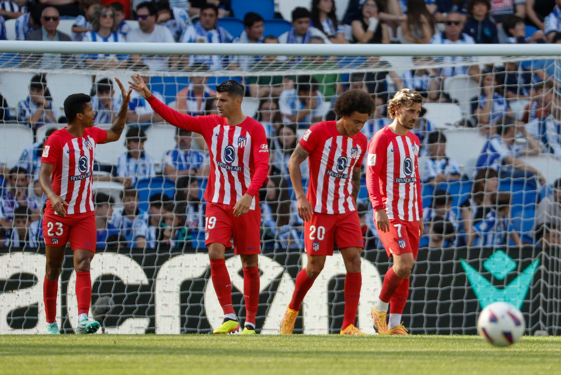 El Atlético se despide de la temporada con victoria ante la Real Sociedad gracias a los goles de Lino y Reinildo El Atlético se despide de la temporada con victoria ante la Real Sociedad gracias a los goles de Lino y Reinildo