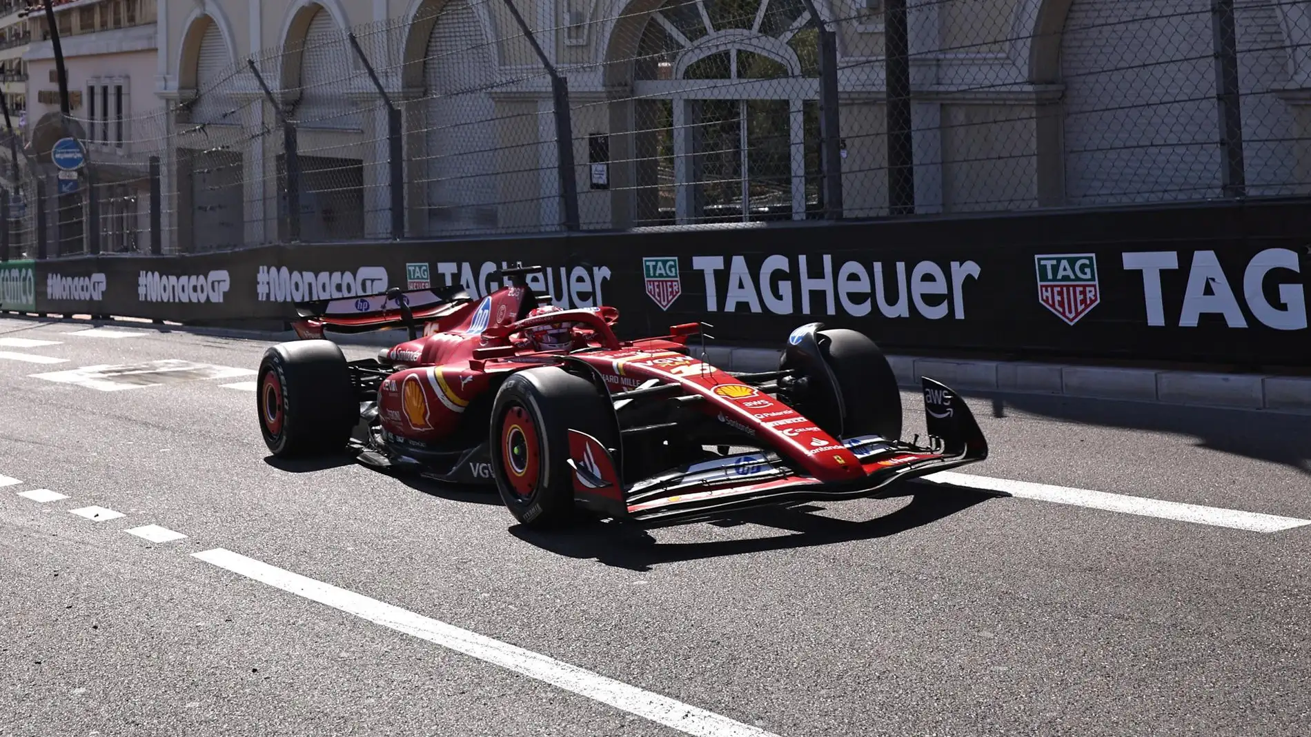 Leclerc gana en Mónaco, donde Sainz acaba tercero