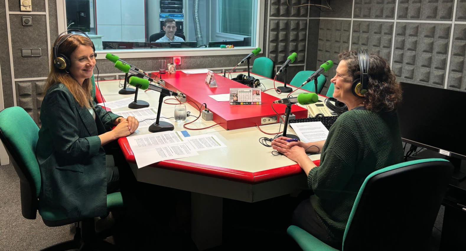 María José Gómez: "Para que exista relevo generacional las explotaciones deben ser rentables" María José Gómez: "Para que exista relevo generacional las explotaciones deben ser rentables"