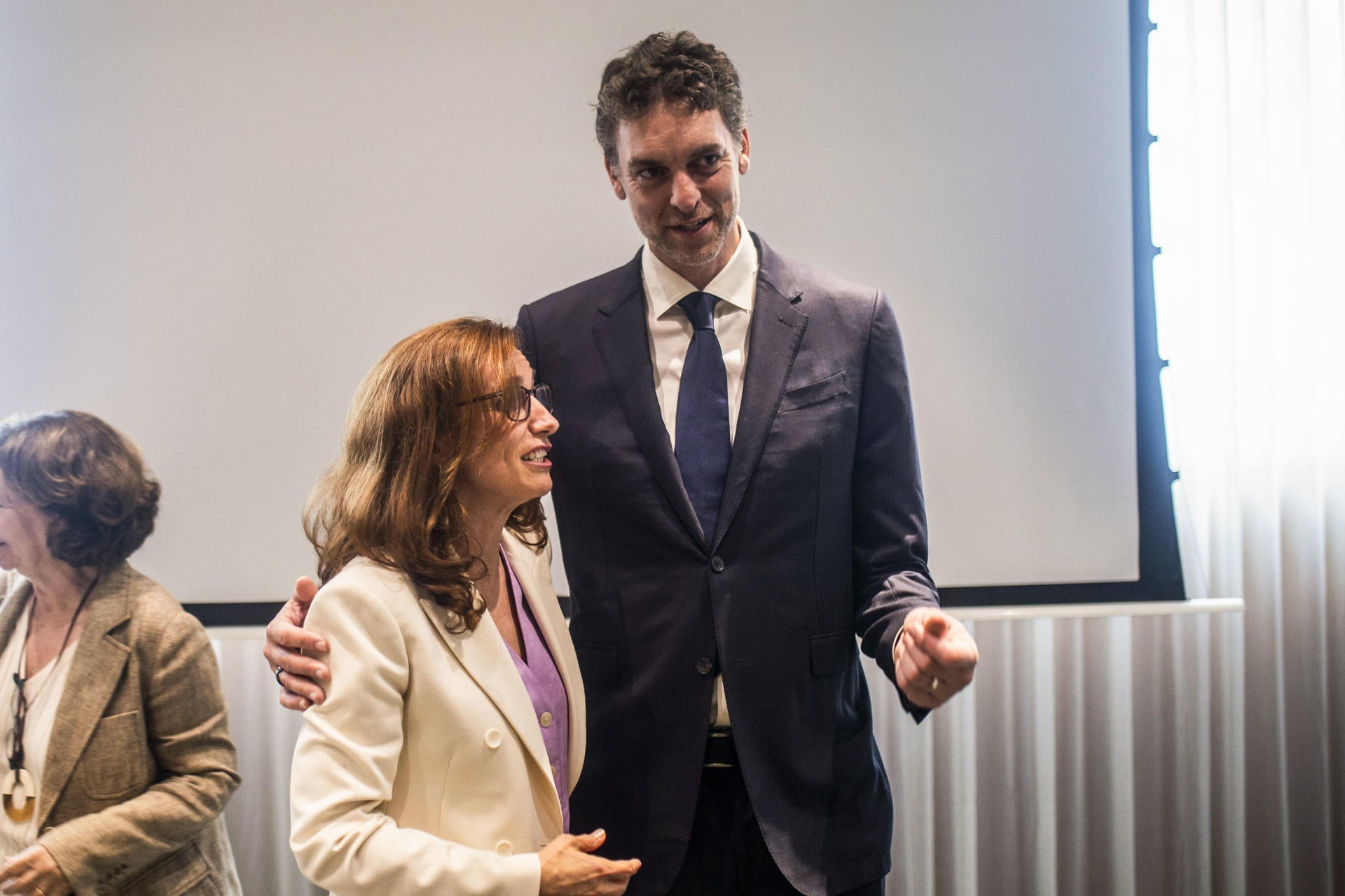 Mónica García presenta oficialmente su candidatura a la OMS apadrinada por Pau Gasol Mónica García presenta oficialmente su candidatura a la OMS apadrinada por Pau Gasol