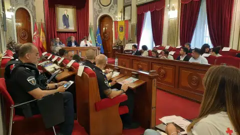 Más de 200 servicios policiales velarán por la seguridad de 'L@s Palom@s' de Badajoz y 244 en el España y Andorra Más de 200 servicios policiales velarán por la seguridad de 'L@s Palom@s' de Badajoz y 244 en el España y Andorra
