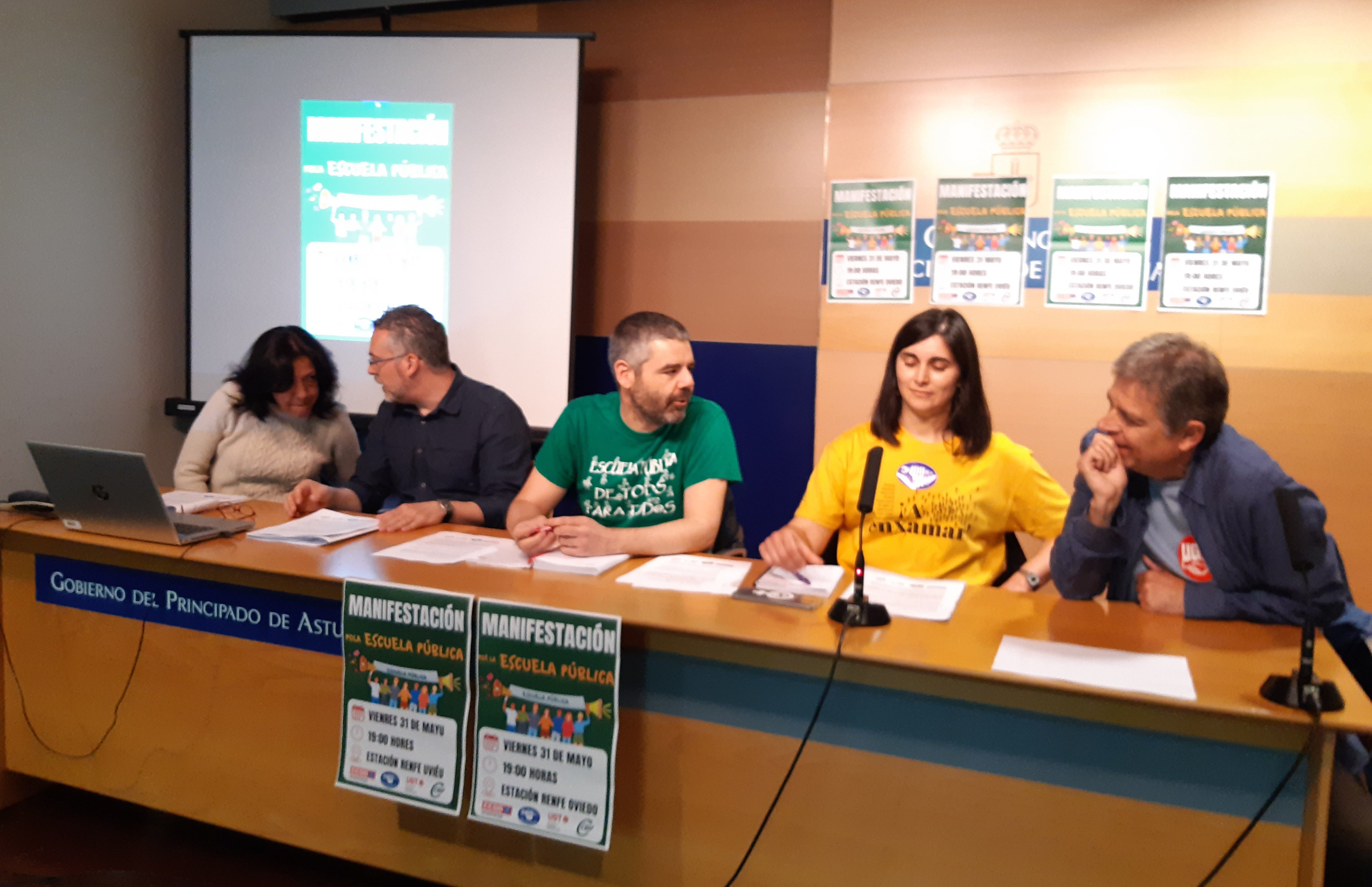 CCOO, Suatea, UGT y Csif responsabilizan a la consejera de Educación de una posible huelga en Asturias CCOO, Suatea, UGT y Csif responsabilizan a la consejera de Educación de una posible huelga en Asturias