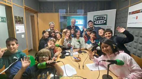 Alumnos de cuarto de primaria del colegio Galén onda cero