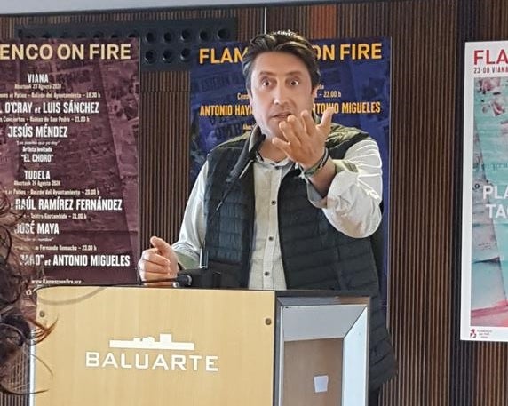 Ricardo Hernández: "Se olvida que los gitanos son los verdaderos europeos" Ricardo Hernández: "Se olvida que los gitanos son los verdaderos europeos"