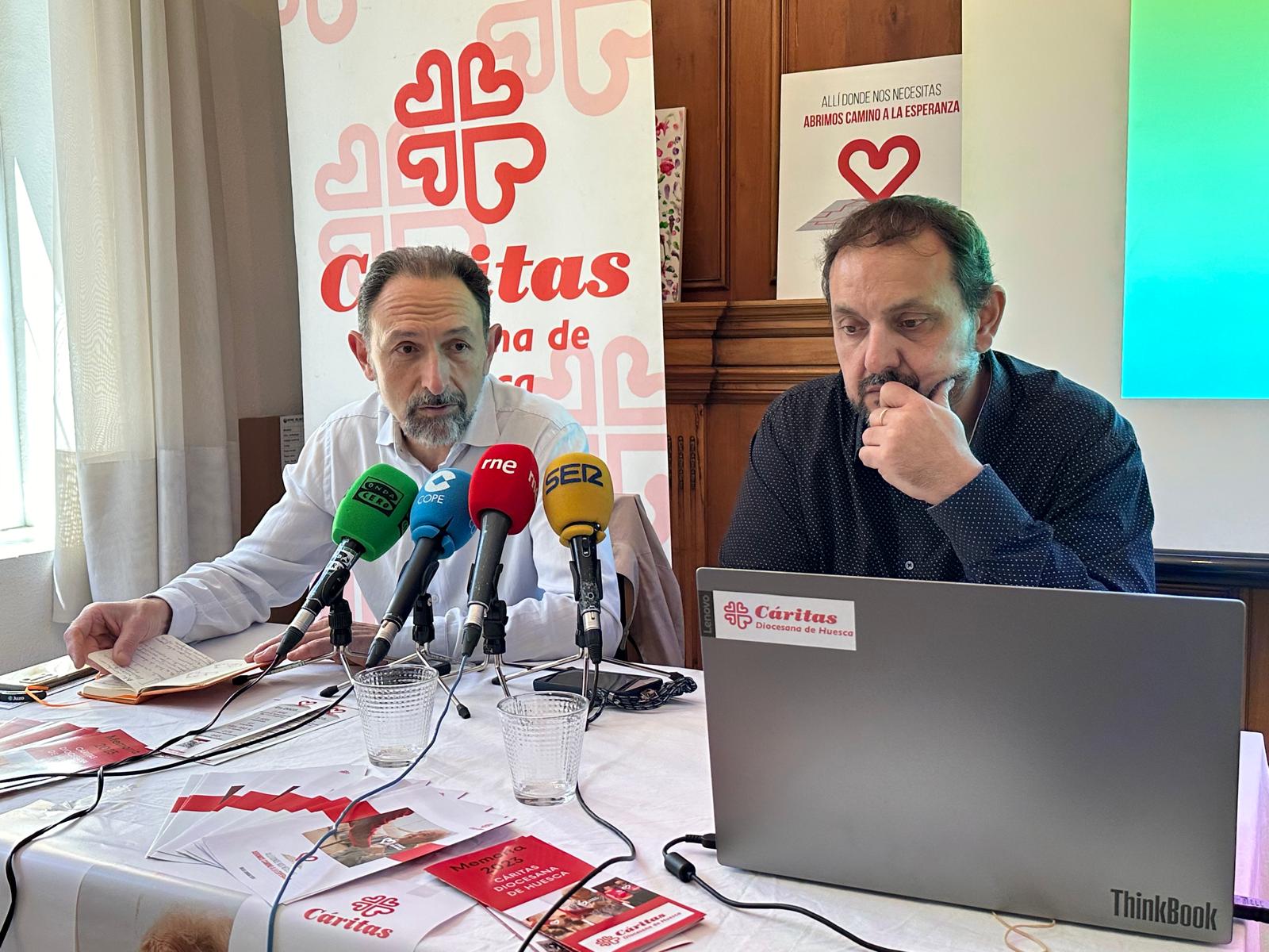 Descienden los atendidos por Cáritas Huesca pero aumentan sus dificultades Descienden los atendidos por Cáritas Huesca pero aumentan sus dificultades