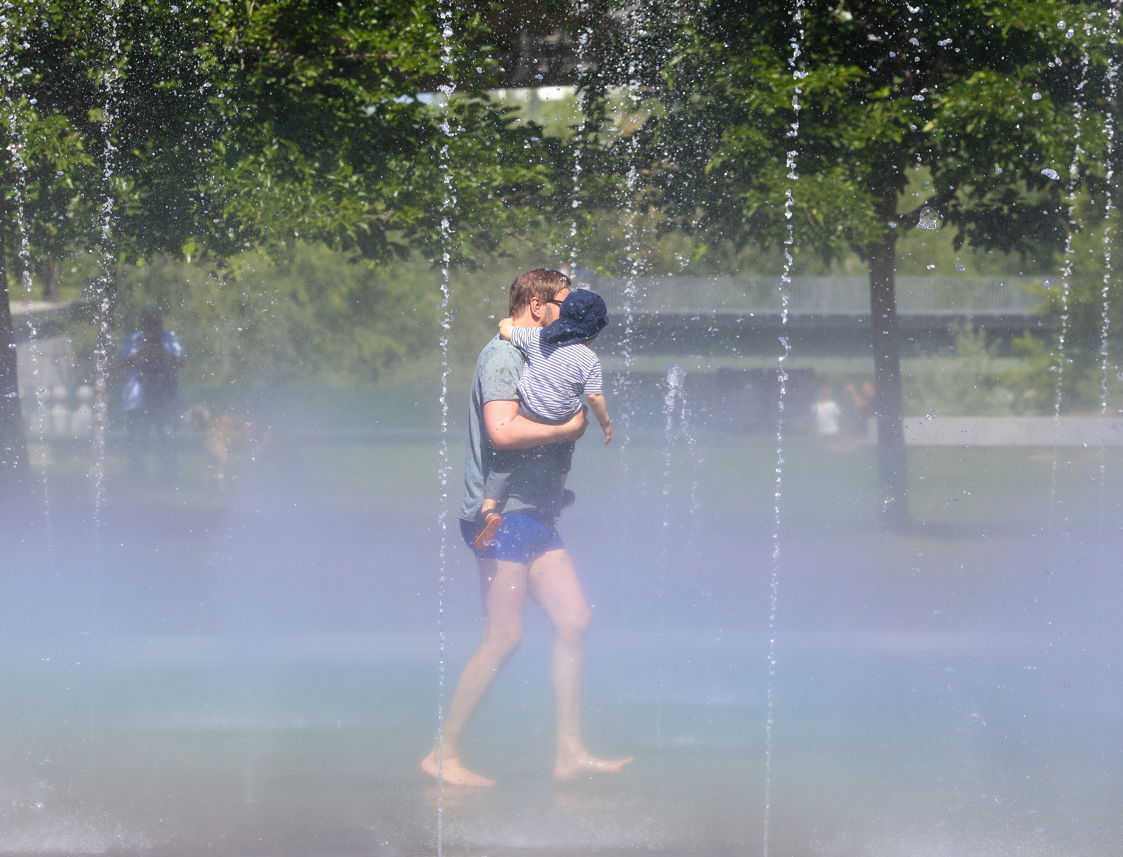 Calor extremo en España: la Aemet avisa de temperaturas de entre 35 y 40 grados Calor extremo en España: la Aemet avisa de temperaturas de entre 35 y 40 grados
