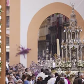 Detalle de la Custodia del Corpus a su paso por la Plaza de San Francisco durante la reciente celebración, el 16 de junio Detalle de la Custodia del Corpus a su paso por la Plaza de San Francisco durante la reciente celebración, el 16 de junio