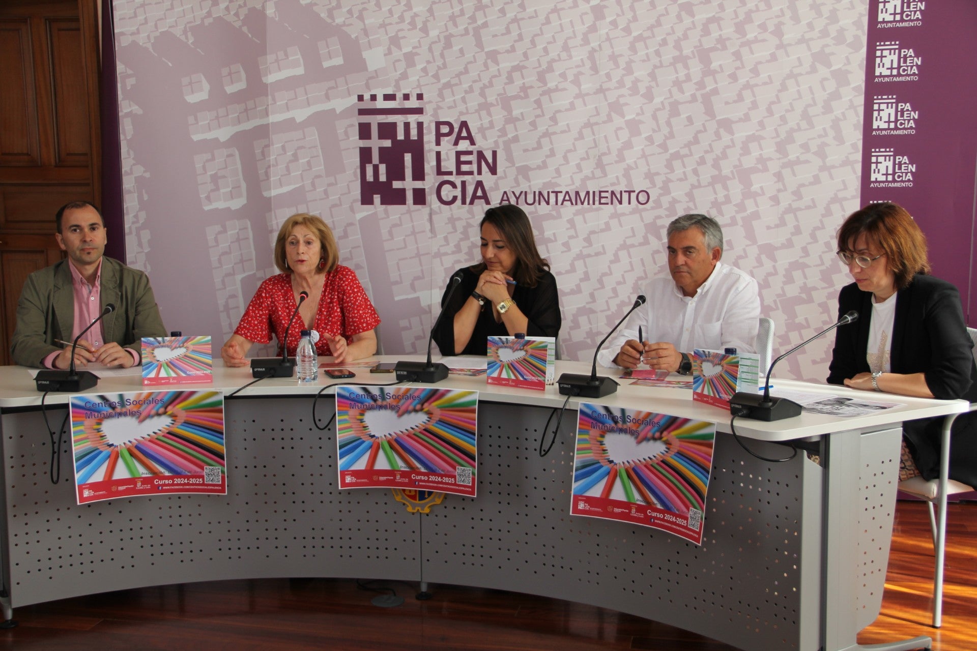 El Ayuntamiento de Palencia oferta más de 3.500 plazas a través del programa de talleres de los Centros Sociales Municipales El Ayuntamiento de Palencia oferta más de 3.500 plazas a través del programa de talleres de los Centros Sociales Municipales