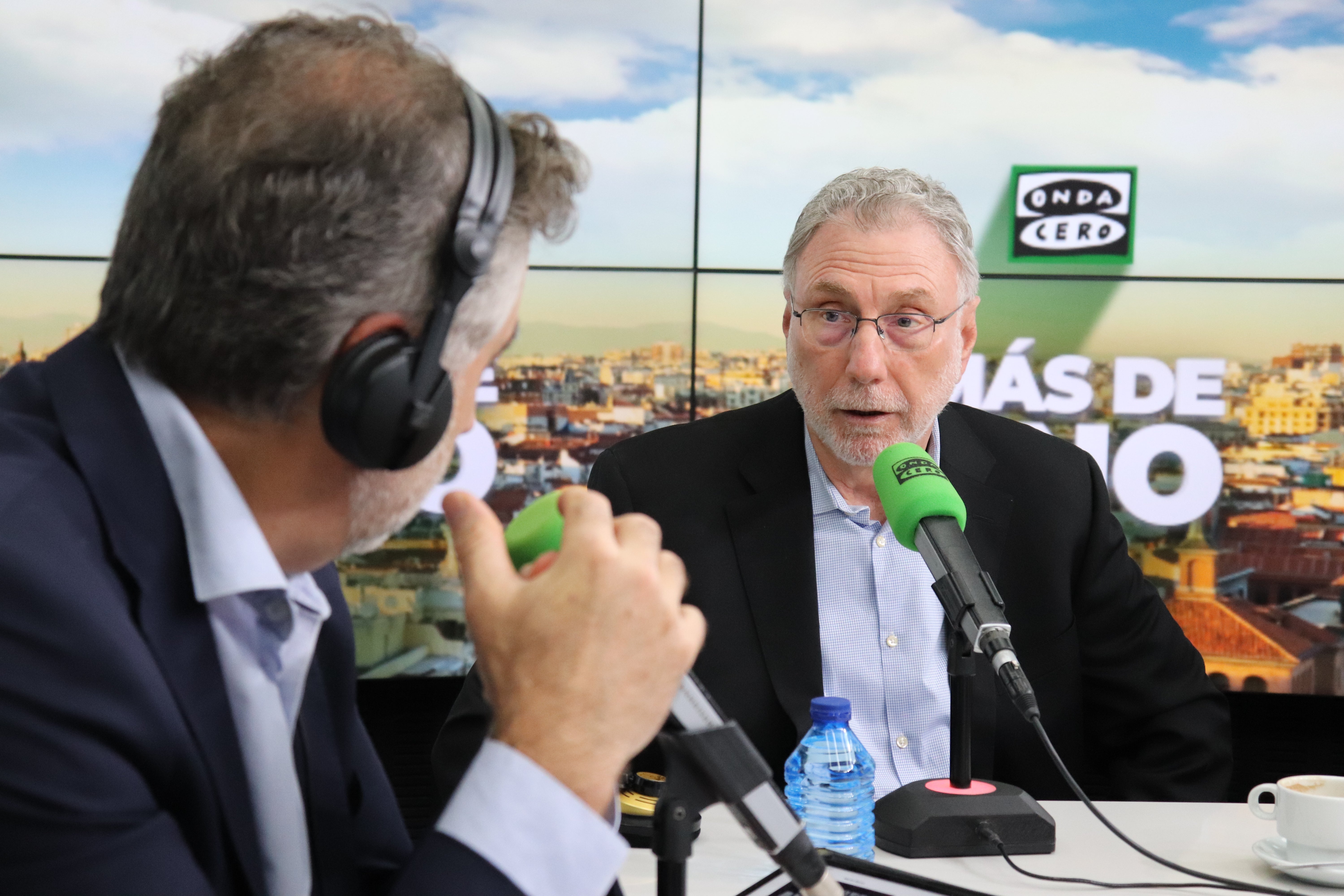 Martin Baron, ex director del Washington Post: "Tenemos que informar sin temor, con franqueza y manteniendo la objetividad" Martin Baron, ex director del Washington Post: "Tenemos que informar sin temor, con franqueza y manteniendo la objetividad"