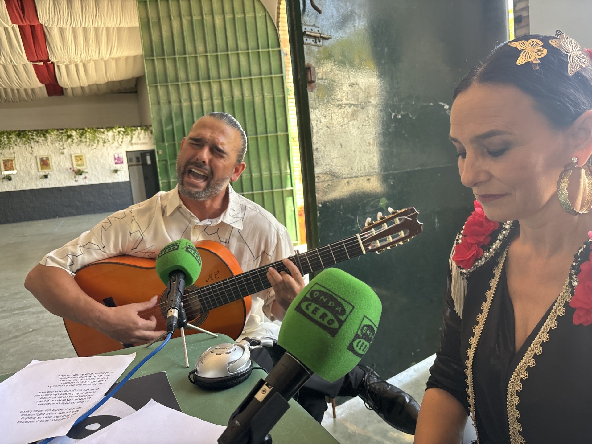 Las sevillanas de Pedro 'Perico' Campos a Puerto Real tras el incendio de Las Canteras por el pregón de la feria de su hermana Las sevillanas de Pedro 'Perico' Campos a Puerto Real tras el incendio de Las Canteras por el pregón de la feria de su hermana