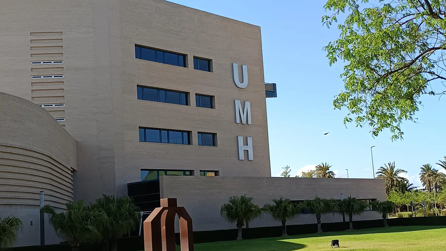 Universidad Miguel Hernández de Elche. Universidad Miguel Hernández de Elche.