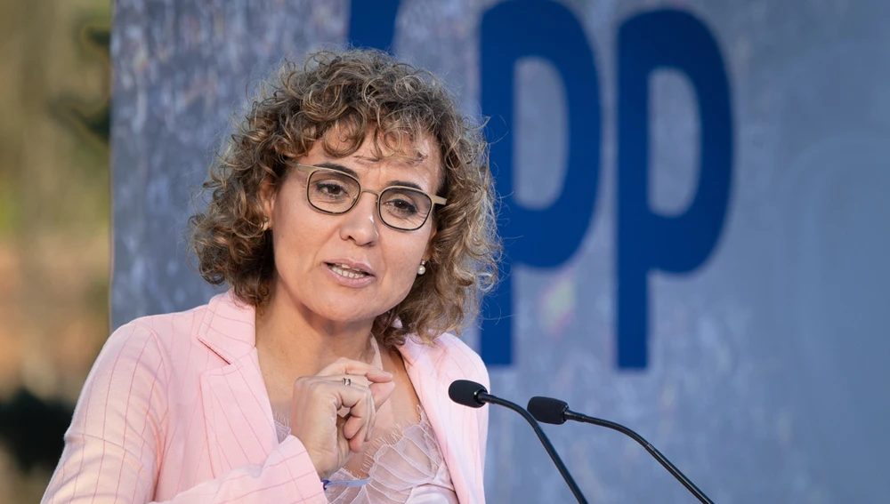 Quién es Dolors Montserrat, la candidata del PP en las elecciones europeas