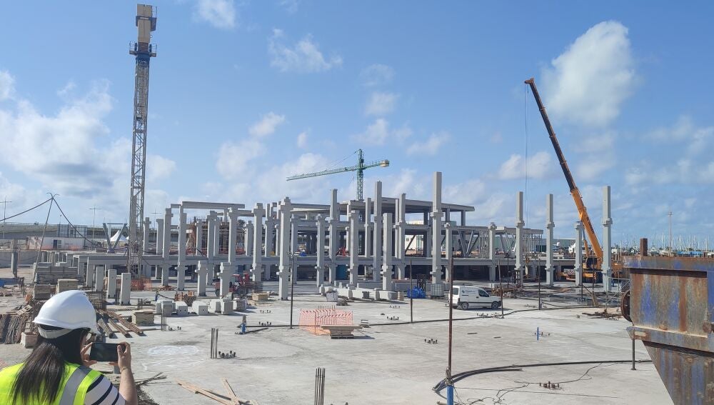 Panorámica de las obras del Puerto de Torrevieja, ejecutadas en un 50% de su totalidad en palabras del alcalde, Eduardo Dolón