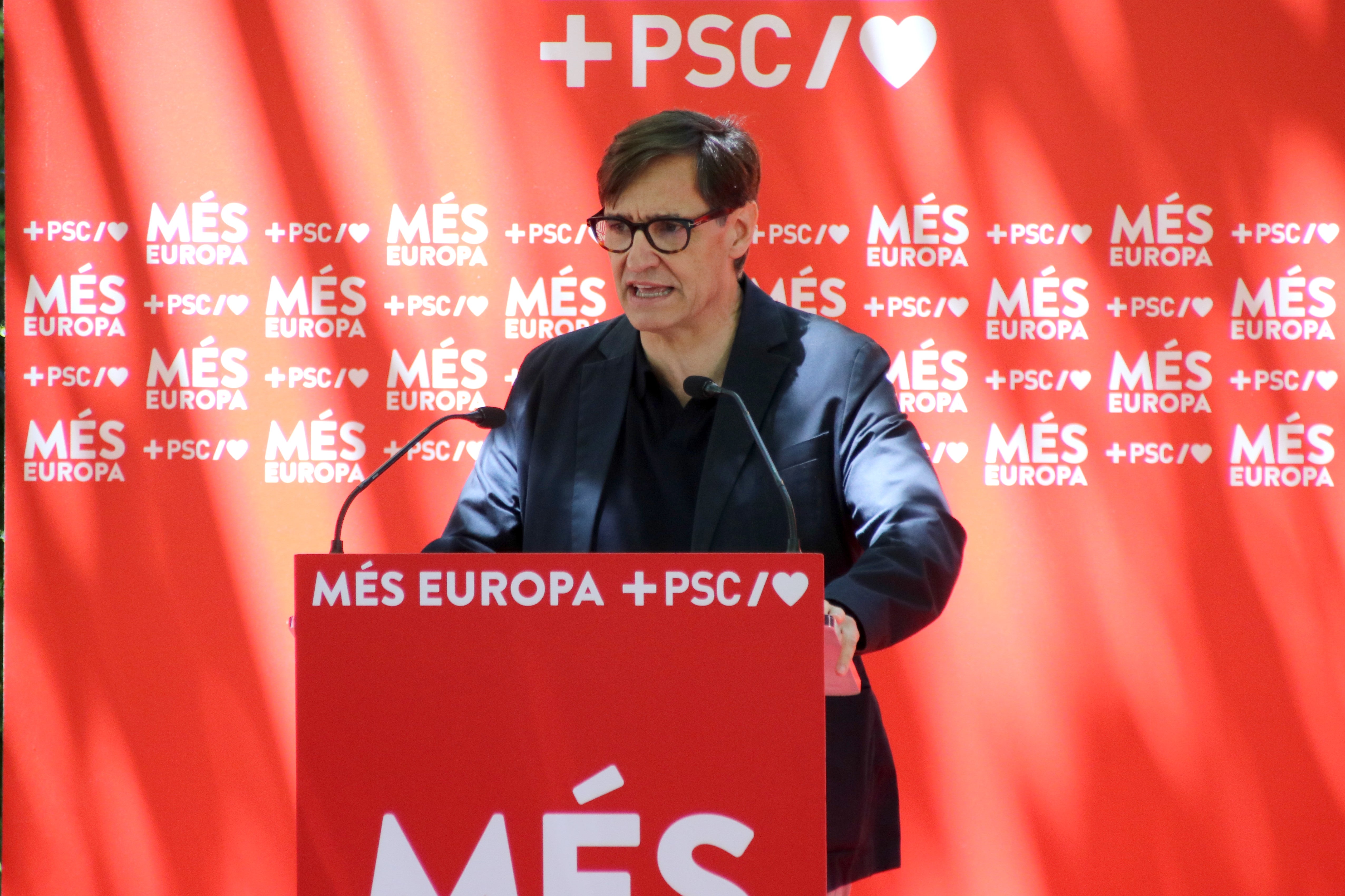 Junts i Esquerra repliquen les crides a la “humilitat” de Salvador Illa Junts i Esquerra repliquen les crides a la “humilitat” de Salvador Illa