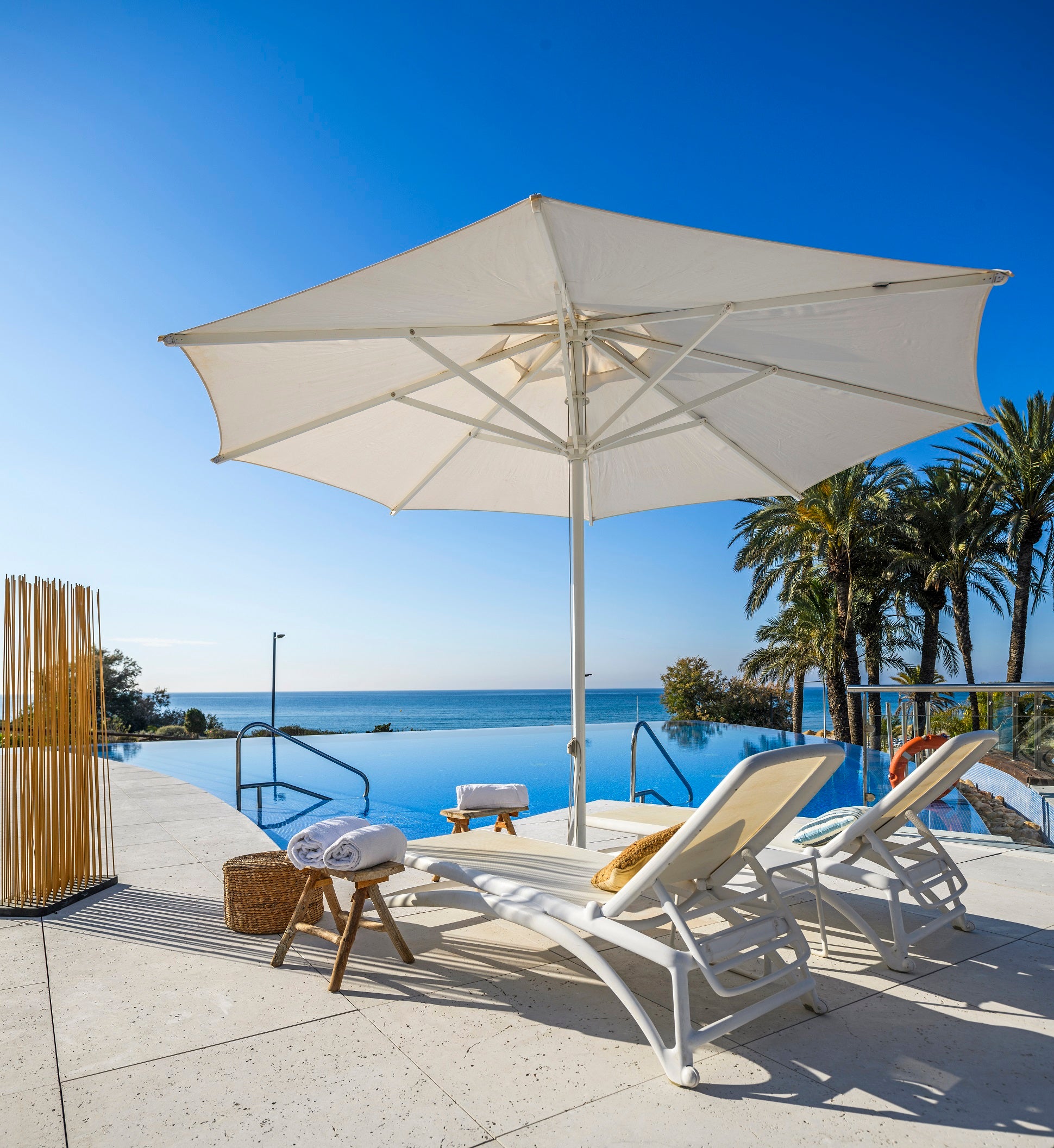 Abre sus puertas el beach club de Las Colinas Golf & Country Club, ubicado en la playa de La Glea Abre sus puertas el beach club de Las Colinas Golf & Country Club, ubicado en la playa de La Glea