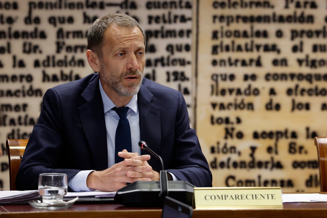 Presidente de Adif, en la comisión Koldo del Senado: "Nunca he amañado ningún tipo de contrato" Presidente de Adif, en la comisión Koldo del Senado: "Nunca he amañado ningún tipo de contrato"
