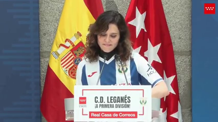 El viral lapsus de Ayuso en la felicitación al Leganés que ha levantado el murmullo de los presentes El viral lapsus de Ayuso en la felicitación al Leganés que ha levantado el murmullo de los presentes