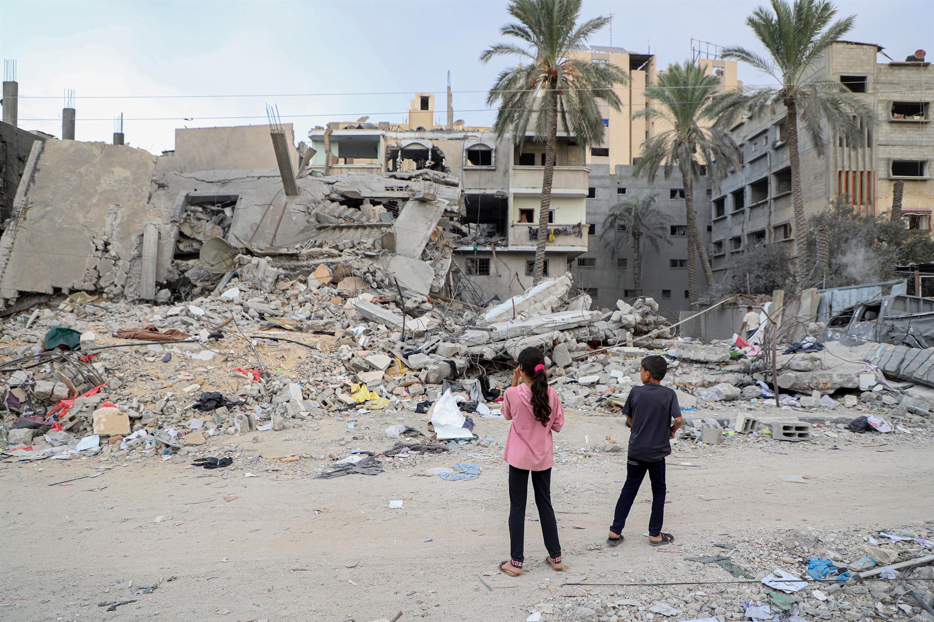 Euskadi atenderá a cinco menores de Gaza con enfermedades oncológicas y a sus familiares Euskadi atenderá a cinco menores de Gaza con enfermedades oncológicas y a sus familiares